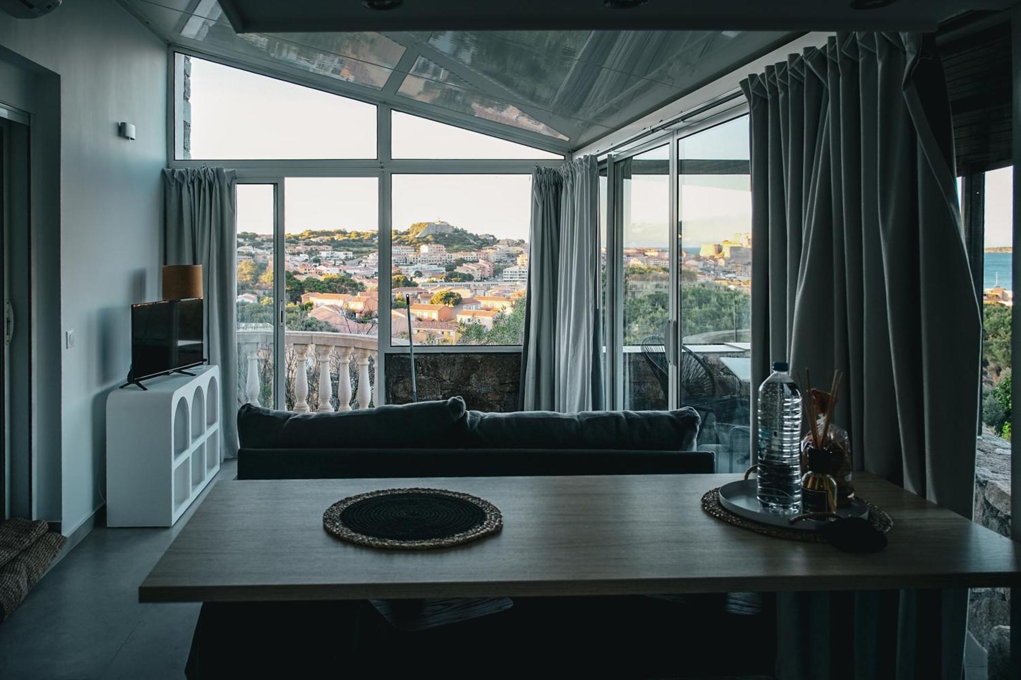Villa U Mulinu Calvi  Eksteriør billede